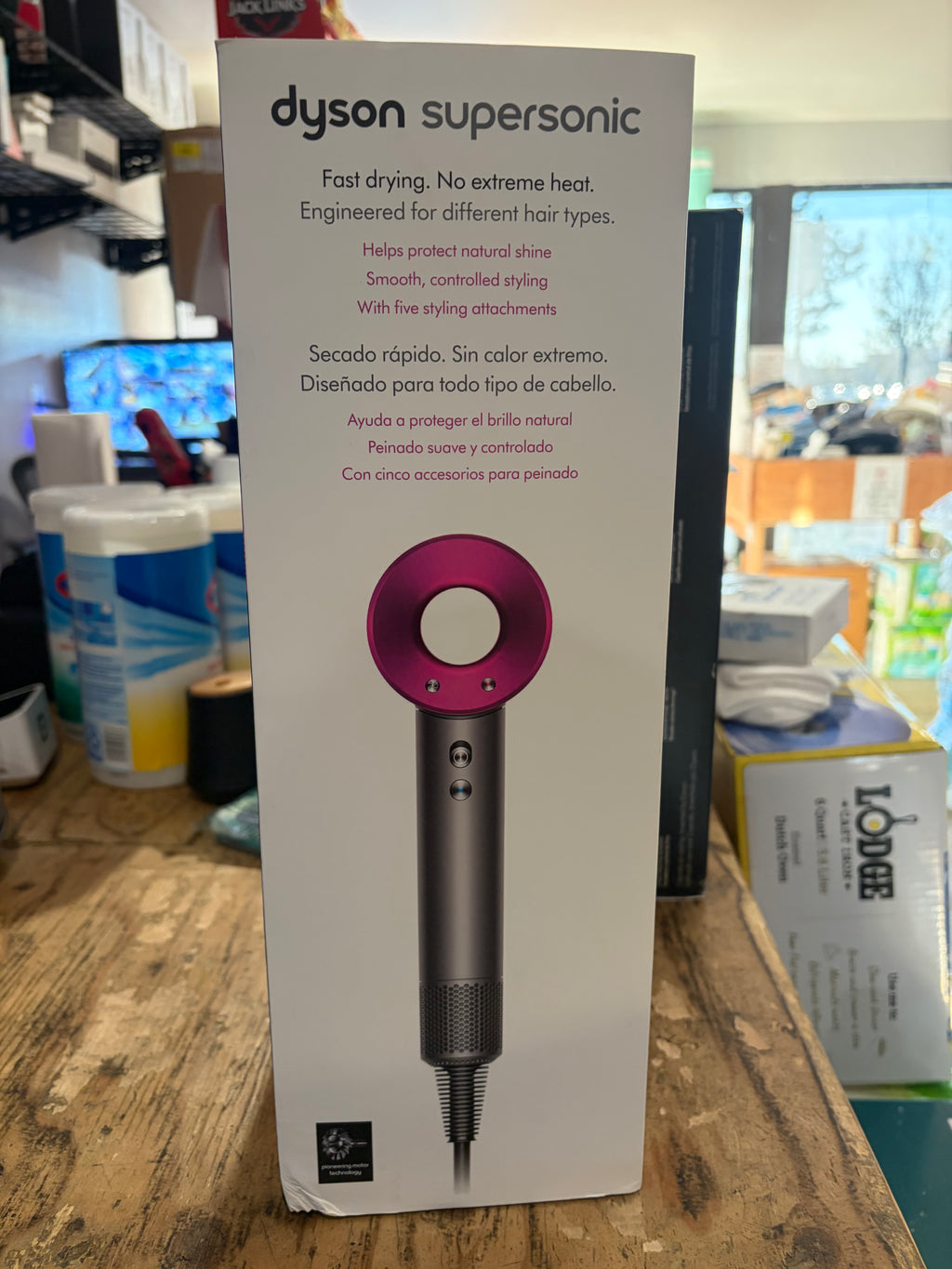 Dyson supersonic Hair Dryer-Brand NEW box sealed