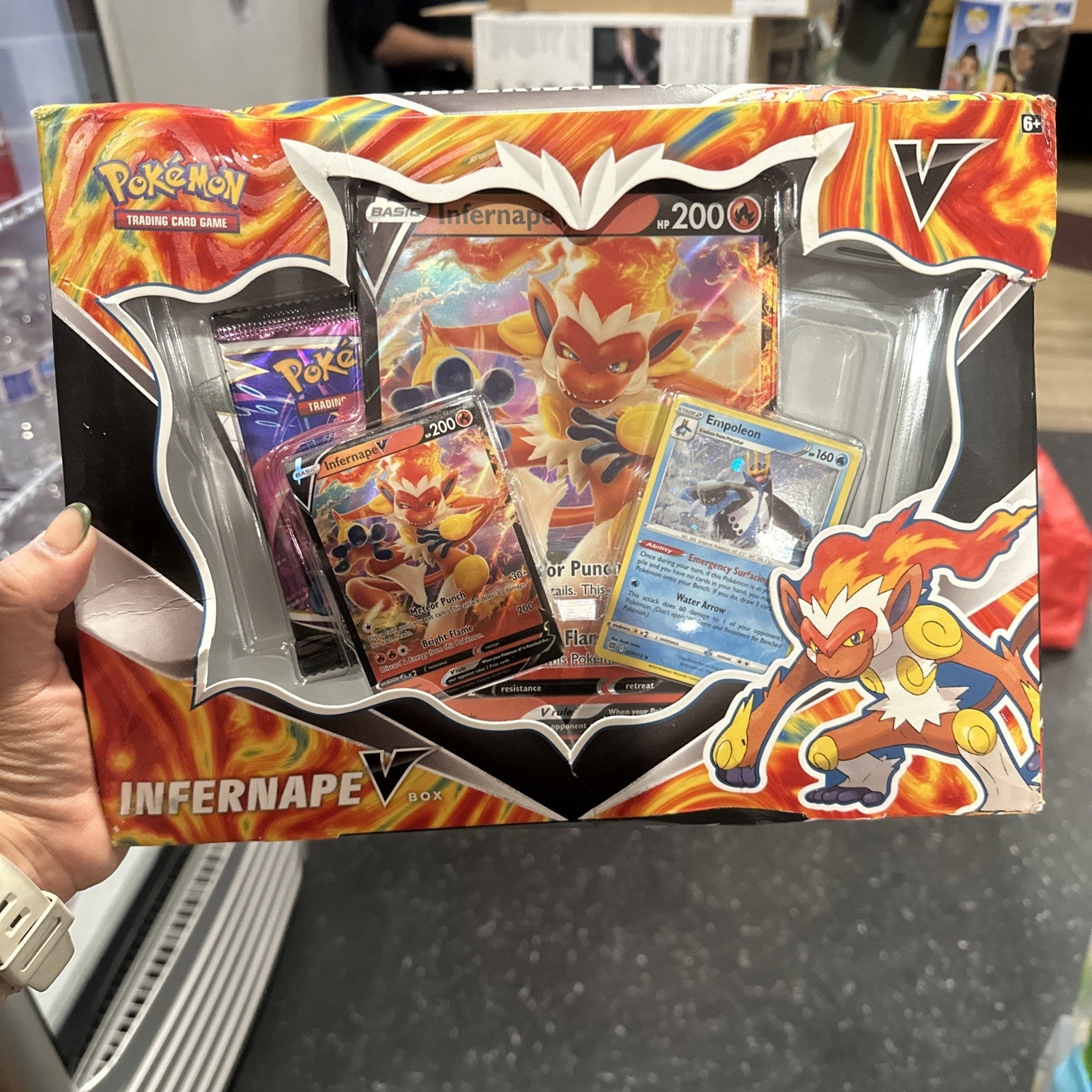 Pokémon Trading Card Infernape V Box Sealed New